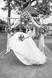Svatba_Kamila a Jiri_Spalene Porici_FB_BW-0137